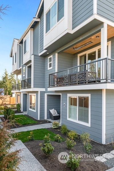 15423 Admiralty Way F3